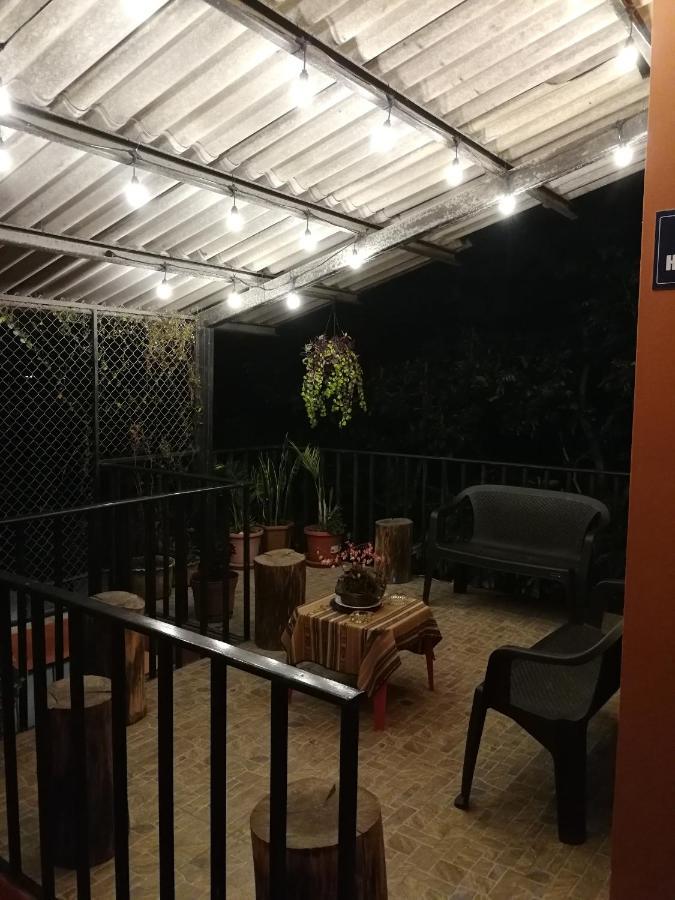Chapelet Hostal Tababela Εξωτερικό φωτογραφία