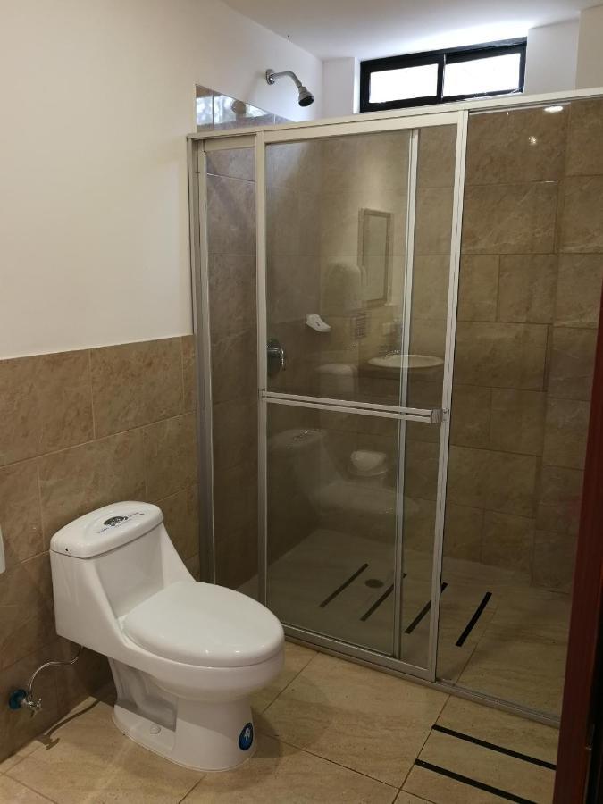 Chapelet Hostal Tababela Εξωτερικό φωτογραφία