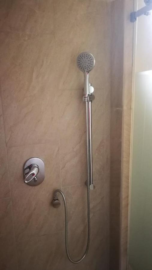 Chapelet Hostal Tababela Εξωτερικό φωτογραφία